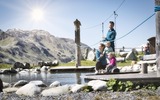 Wandern Familie Galzig im Sommer
