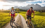 2 Mountainbiker in der Region Wilder Kaiser