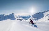 Hochzillertal, Skifahrer beim Ski fahren 