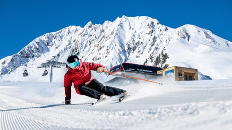 Skifahrer auf der Piste