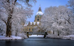 Neues Rathaus von Hannover bei Schnee
