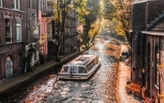 Barche nei canali di Utrecht