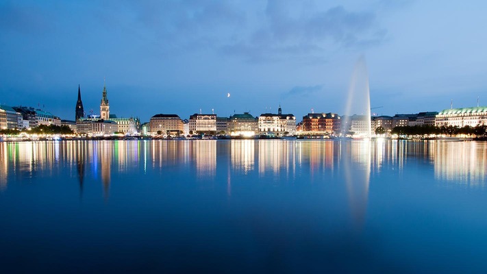 Hamburg harbor panorama 