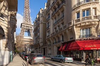 Paris streetview on Eiffel tower