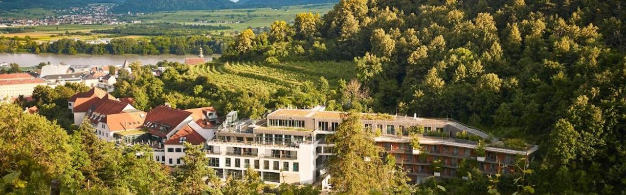 Außenansicht Hotel Steigenberger & Spa 