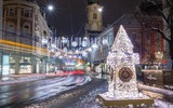 Christmas lights decorating