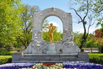 Stadtpark Strauß Denkmal