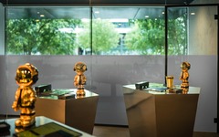 MOOONS Vienna Front Office