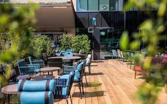 Motel One Wien Westbahnhof Terrasse