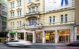 Außenansicht des Ibis Styles Budapest Center