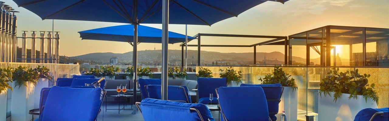 Est Grand Hotel Savoy Skybar