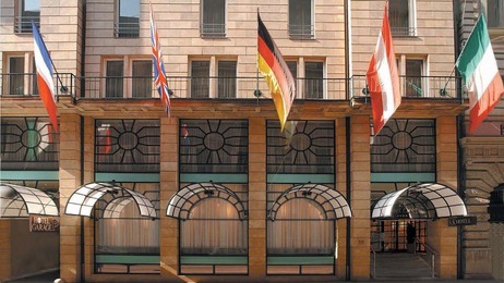 Außenansicht des K+K Hotel Opera