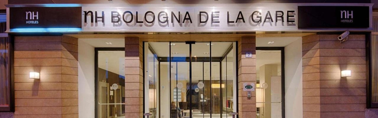 NH Bologna De La Gare Eingang