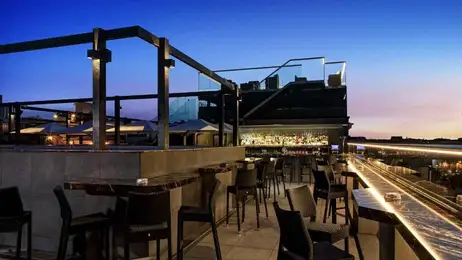 RooftopBar