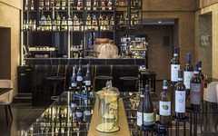 Venice Times Hotel Bar