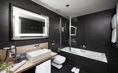 Occidental Praha Five Badezimmer