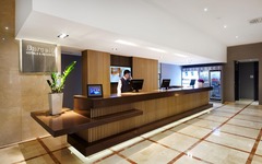 Occidental Praha Rezeption