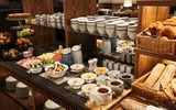 Frühstück im Hotel Schani Salon