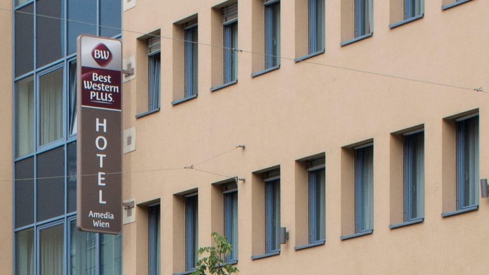 Best Western Amedia Außenansicht