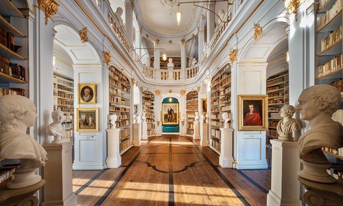 Weimar: Herzogin Anna Amalia Bibliothek, UNESCO Weltkulturerbe © Lookphotos/Günther Bayerl Weimar: Herzogin Anna Amalia Bibliothek, UNESCO Weltkulturerbe