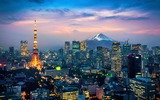 Abendliches Tokyo