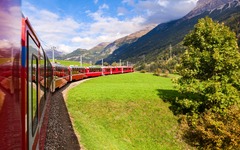 Glacier Express aus Zug fotografiert