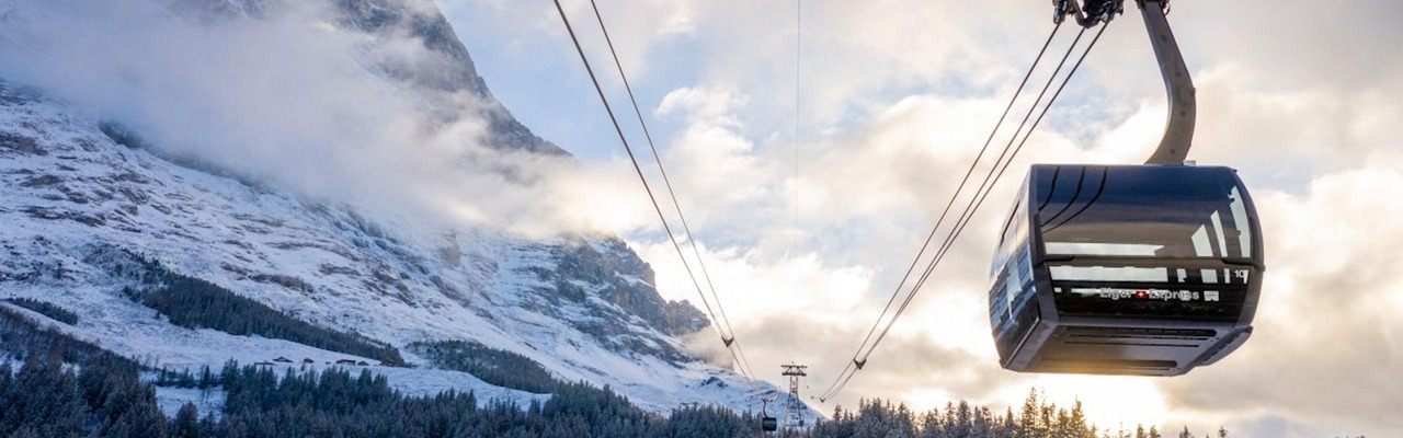 Eiger Express Grindelwald Eigernordwand Abendstimmung Winter