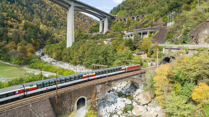 Gotthard Panorama Express Biaschina 