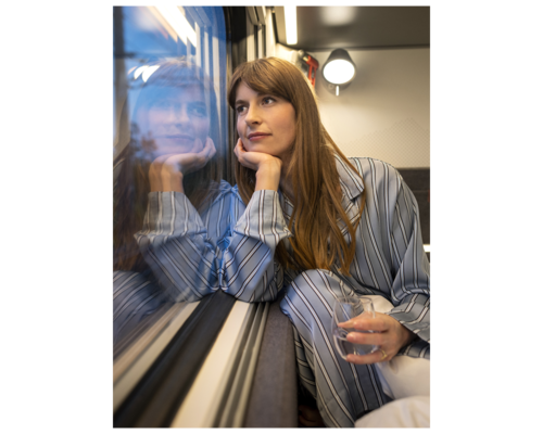 Titelbild eines Katalogs von "ÖBB Rail Tours"