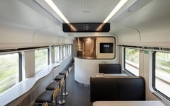 On-board restaurant with a total of 12 seats