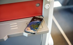 Practical shelf with inductive charging option (2nd Class)