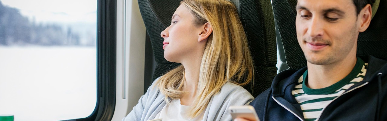 Pärchen im ÖBB Railjet