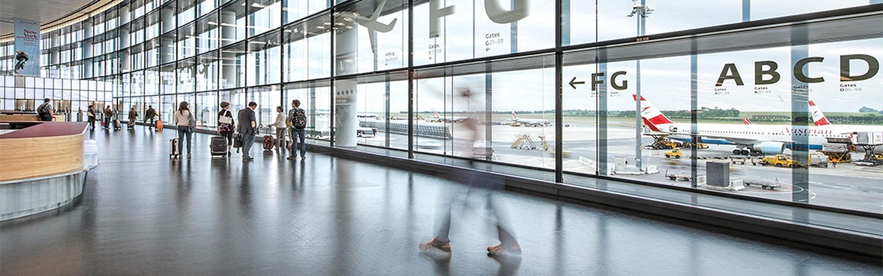 Vienna airport departure hall