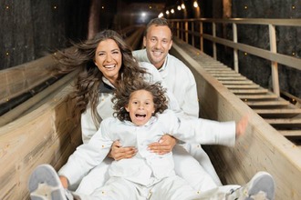 Familie in der Salzwelt Hallstatt