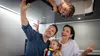 Familie im Liegewagen Nightjet der neuen Generation
