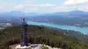 Pyramidenkogel mit Wörthersee im Hintergrund