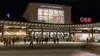 Vorplatz des Hauptbahnhof Graz bei Nacht