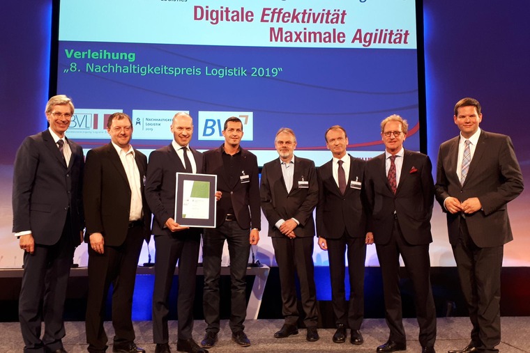 vlnr.:<br/>Roman Stiftner, Präsident BVL Bundesvereinigung Logistik Österreich<br/>Gernot Graner, Rail Cargo Wagon <br/>Andreas Redling, GF Rail Cargo Wagon<br/>Philipp Herincs, ÖBB TS<br/>Karl May, Programmleiter BMW Group<br/>Christian Plas, GF denkstatt<br/>Marco Hennis, Botschafter des Königreich Niederlande<br/>Lukas Mandl, Abgeordneter des Europäischen Parlaments