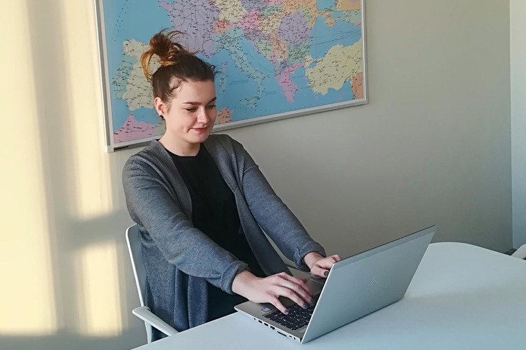 Konzentriert bei der Arbeit. Concentrated at work