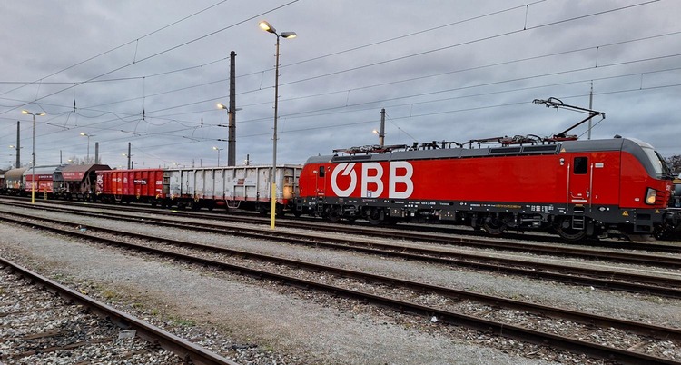 DAC demonstration train used to test digital automatic coupling in rail freight.