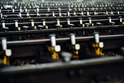 Produktion von Eisenbahninfrastruktur-Komponenten