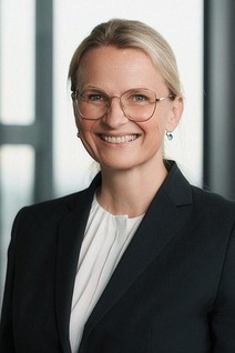 Bettina Castillo, Member of the Executive Board, Production & Maintenance