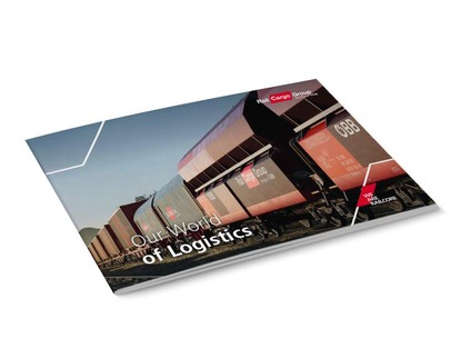 Rail Cargo Group Imagefolder mit Güterzug auf dem Cover