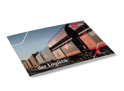 Rail Cargo Group Imagefolder mit Güterzug auf dem Titel