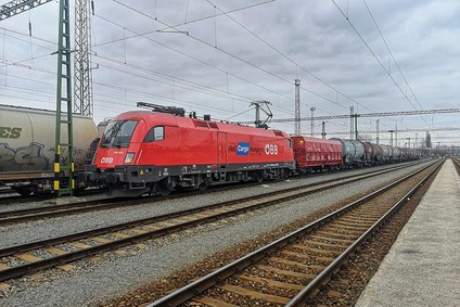 © Arnold Balázs