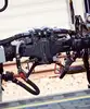 Digitale Automatische Kupplung an einem Güterwagen mit sichtbaren Anschlüssen und Kabeln