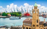 Vista sul porto di Amburgo
