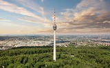 Fernsehturm mit Blick auf Stuttgart