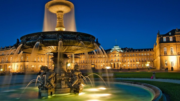 Nouveau palais de Stuttgart la nuit