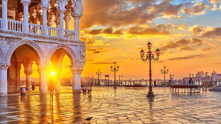 Venetië San Marco Dogenpaleis 